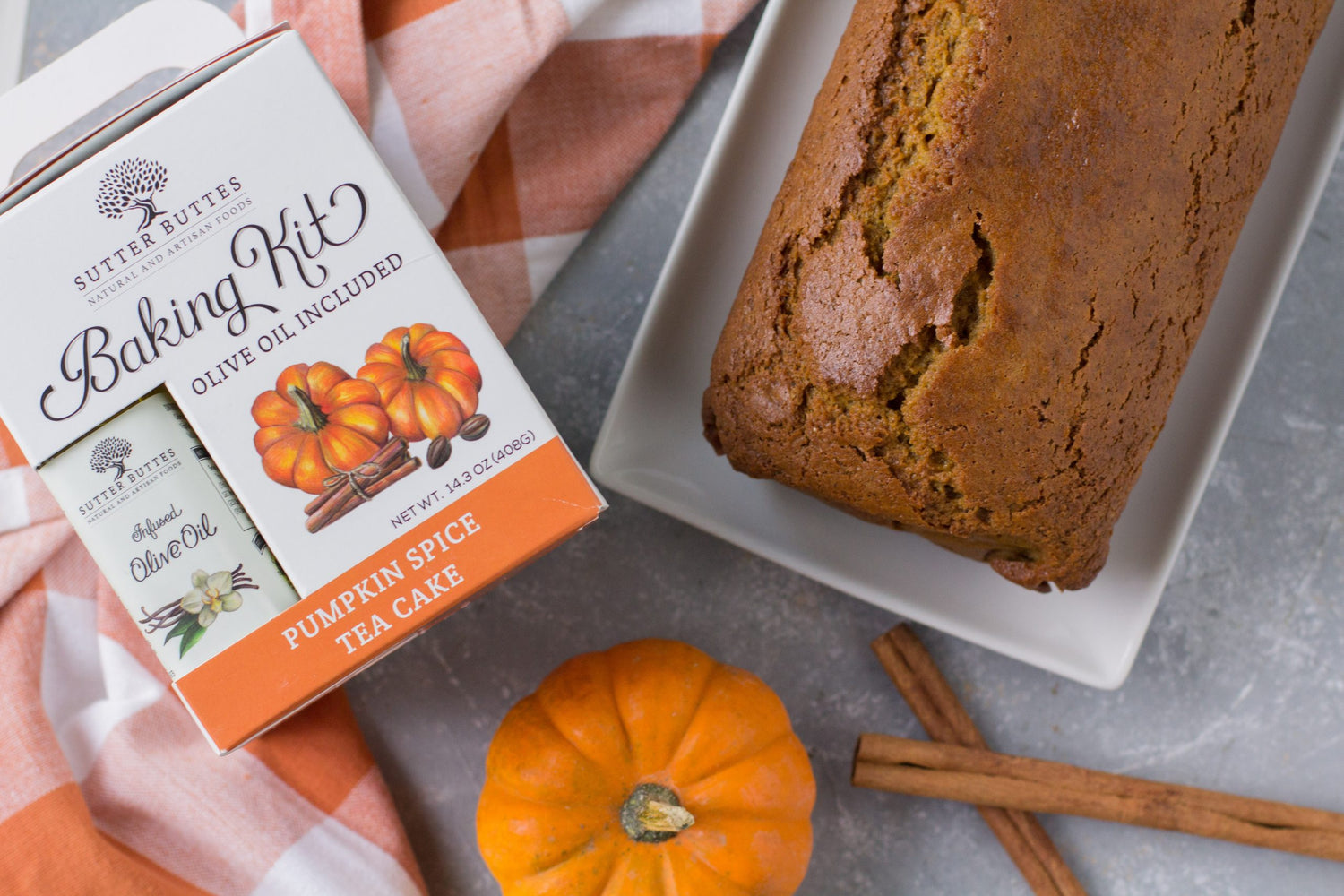 Pumpkin Spice Tea Cake